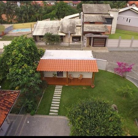 Encantadora Casa Container Blumenau Esterno foto